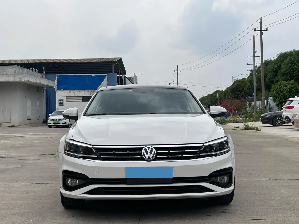 2019 Volkswagen Passat 1.4T 150HP L4 7DCT,autocango,china used car exporter,china ev exporter,chinese used car exporter,chinese used ev exporter