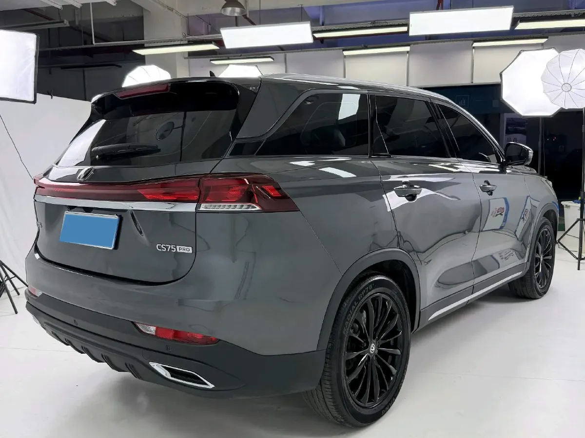 2025 ChangAn CS75 1.5T 188HP L4 7DCT,autocango,china used car exporter,china ev exporter,chinese used car exporter,chinese used ev exporter