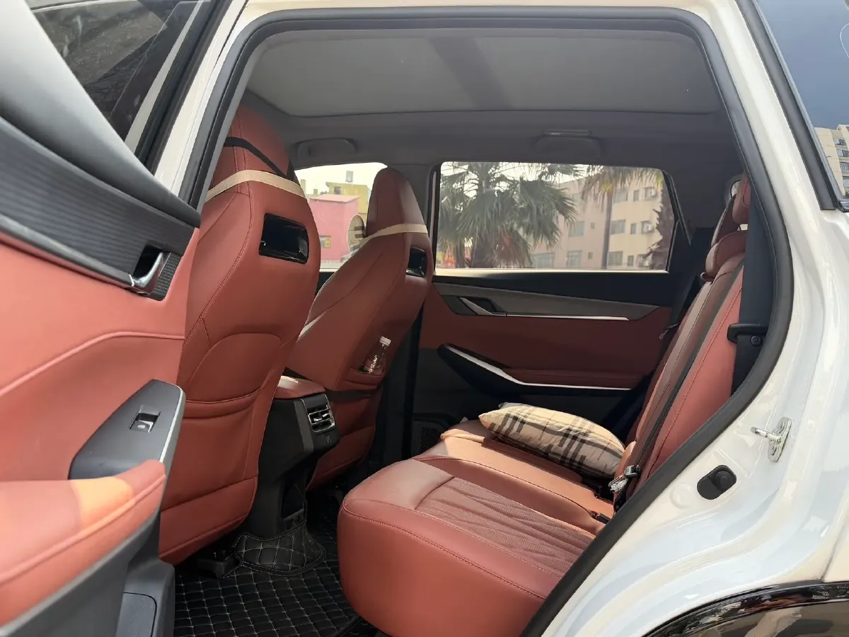 2024 ChangAn CS75 1.5T 188HP L4 7DCT,autocango,china used car exporter,china ev exporter,chinese used car exporter,chinese used ev exporter