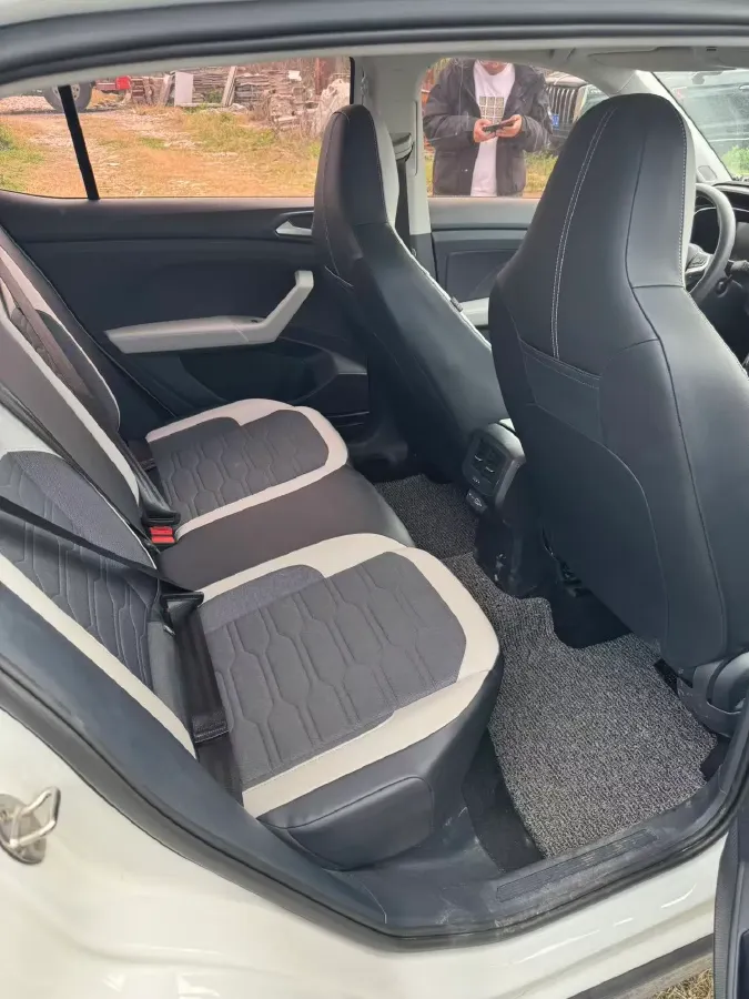 2025 Volkswagen Tharu 1.5L 110HP L4 6AT,autocango,china used car exporter,china ev exporter,chinese used car exporter,chinese used ev exporter