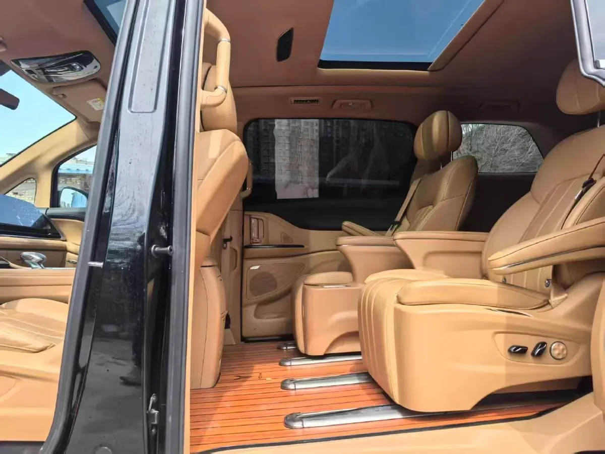 2024 Voyah Dream BEV 108.73KWH,autocango,china used car exporter,china ev exporter,chinese used car exporter,chinese used ev exporter