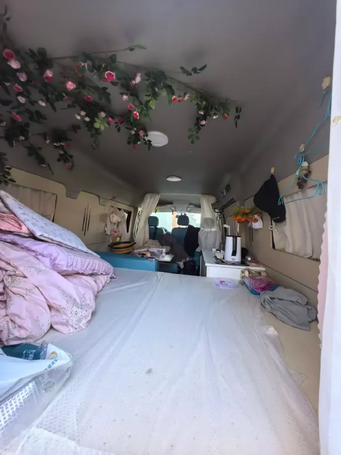 2021 MAXUS XinTu V80 2.0T 139HP L4 6MT,autocango,china used car exporter,china ev exporter,chinese used car exporter,chinese used ev exporter