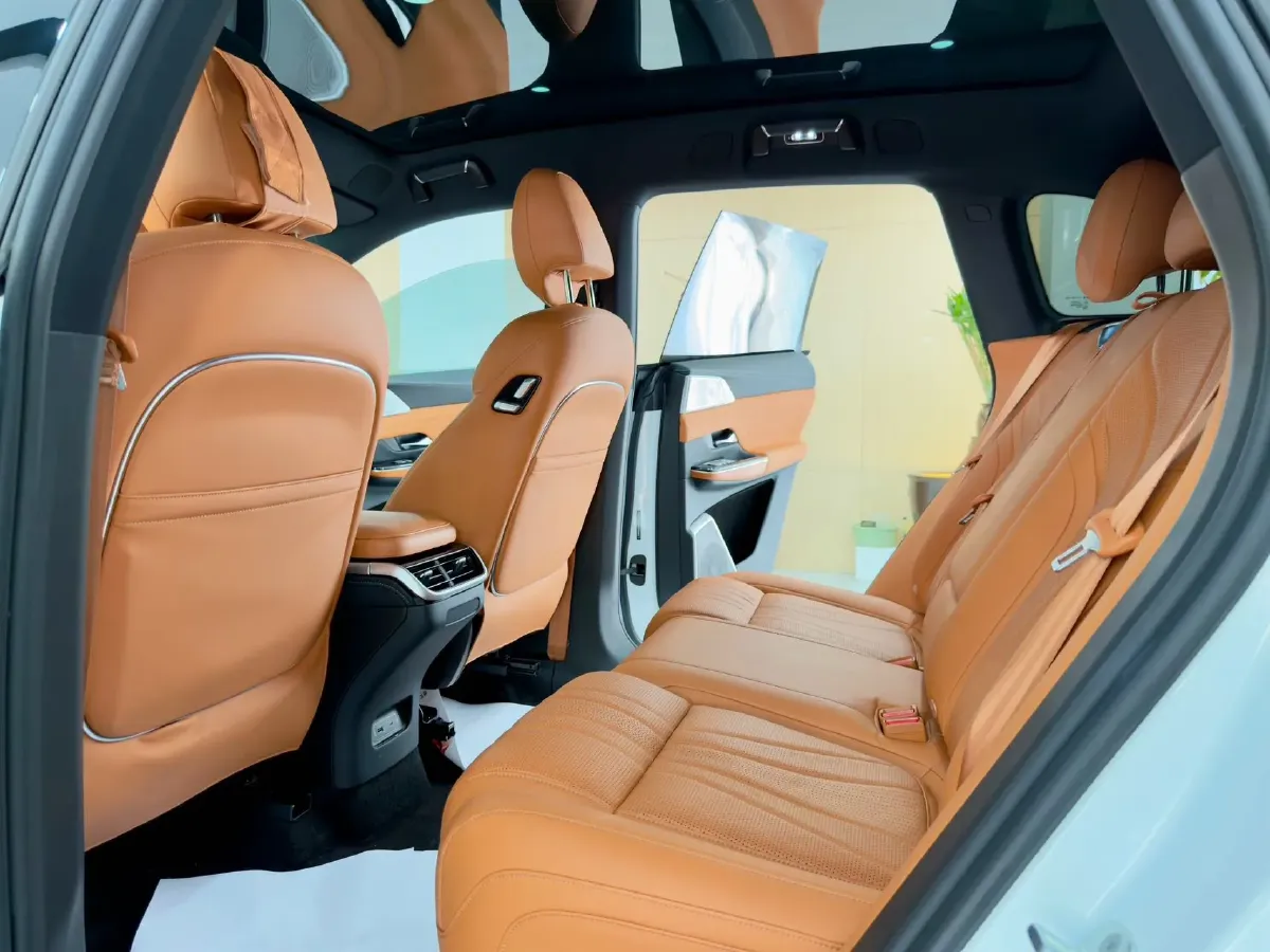 2022 Xpeng G9 BEV 78.2KWH,autocango,china used car exporter,china ev exporter,chinese used car exporter,chinese used ev exporter