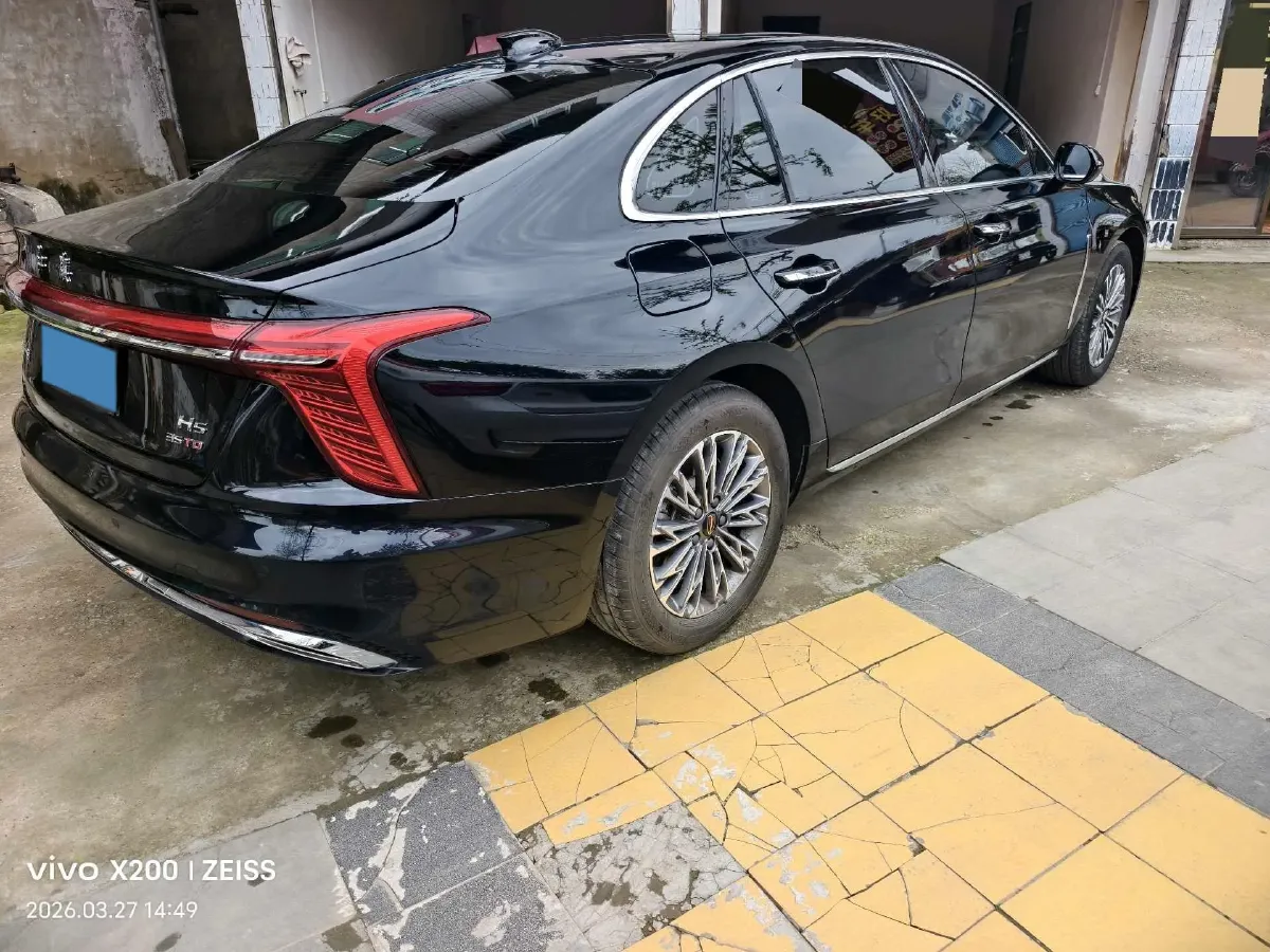 2023 HongQi H5 1.5T 169HP L4 7DCT,autocango,china used car exporter,china ev exporter,chinese used car exporter,chinese used ev exporter