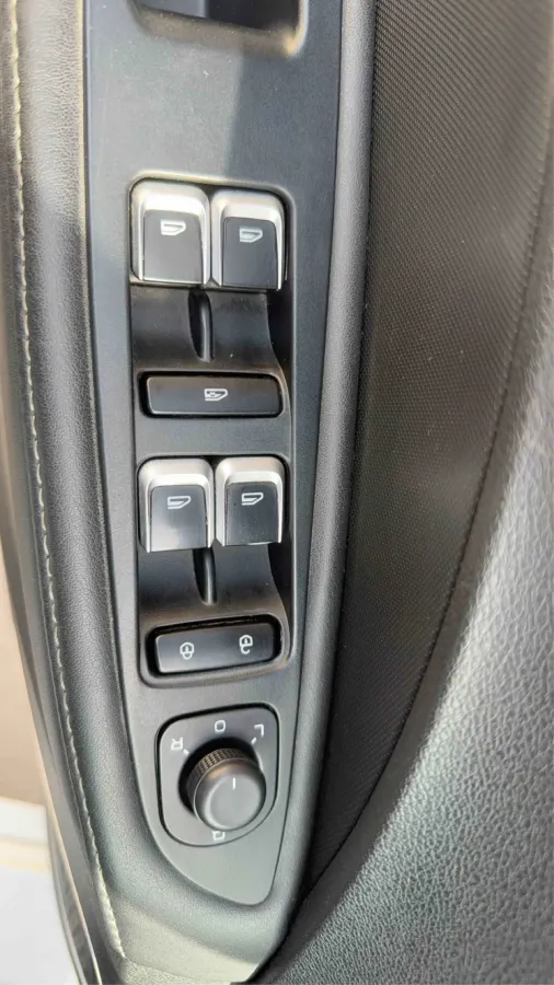 2021 Geely Emgrand 1.5L 109HP L4 CVT,autocango,china used car exporter,china ev exporter,chinese used car exporter,chinese used ev exporter