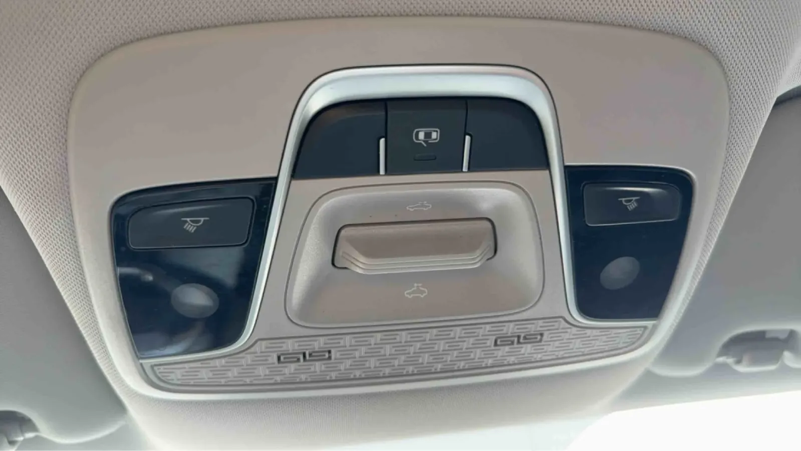 2021 Geely Emgrand 1.5L 109HP L4 CVT,autocango,china used car exporter,china ev exporter,chinese used car exporter,chinese used ev exporter