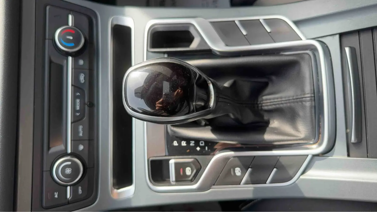 2021 Geely Emgrand 1.5L 109HP L4 CVT,autocango,china used car exporter,china ev exporter,chinese used car exporter,chinese used ev exporter