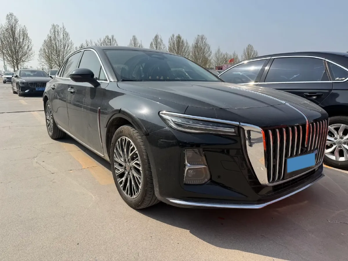 2025 HongQi H5 1.5T 169HP L4 1DHT Hybrid,autocango,china used car exporter,china ev exporter,chinese used car exporter,chinese used ev exporter