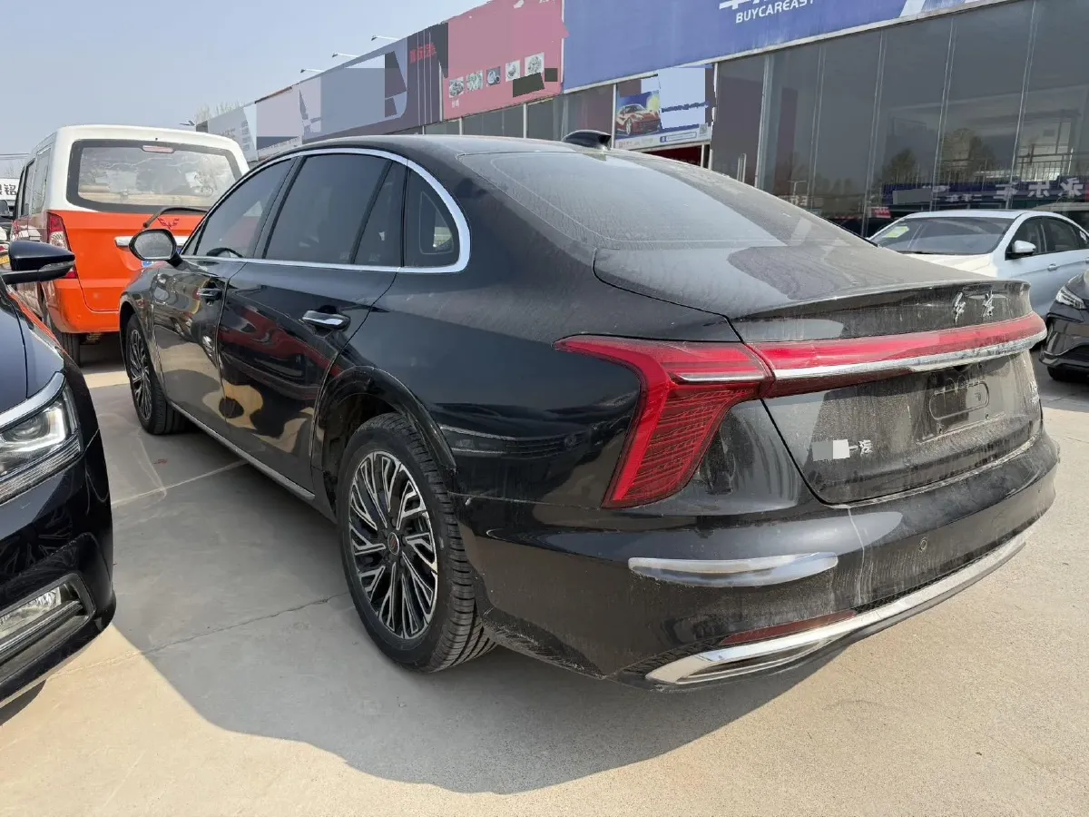 2025 HongQi H5 1.5T 169HP L4 1DHT Hybrid,autocango,china used car exporter,china ev exporter,chinese used car exporter,chinese used ev exporter