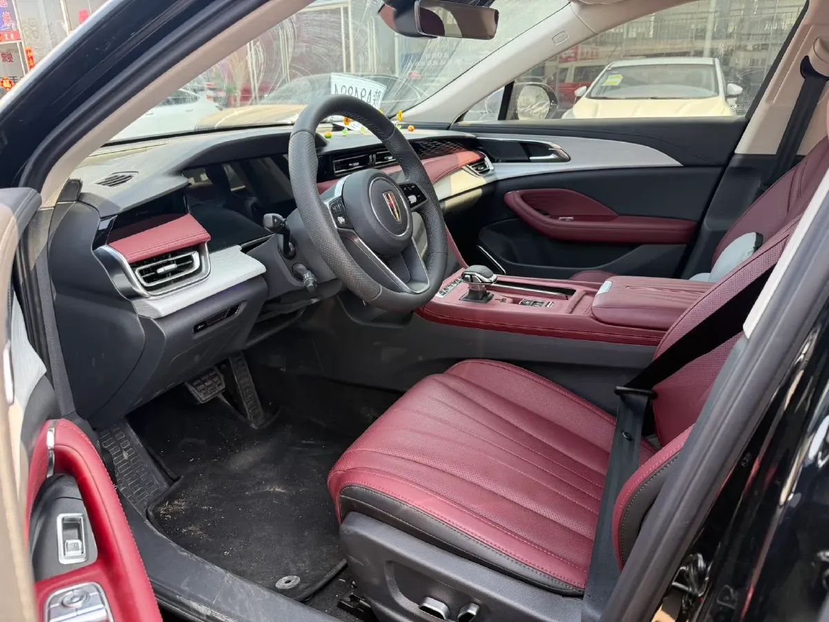 2025 HongQi H5 1.5T 169HP L4 1DHT Hybrid,autocango,china used car exporter,china ev exporter,chinese used car exporter,chinese used ev exporter