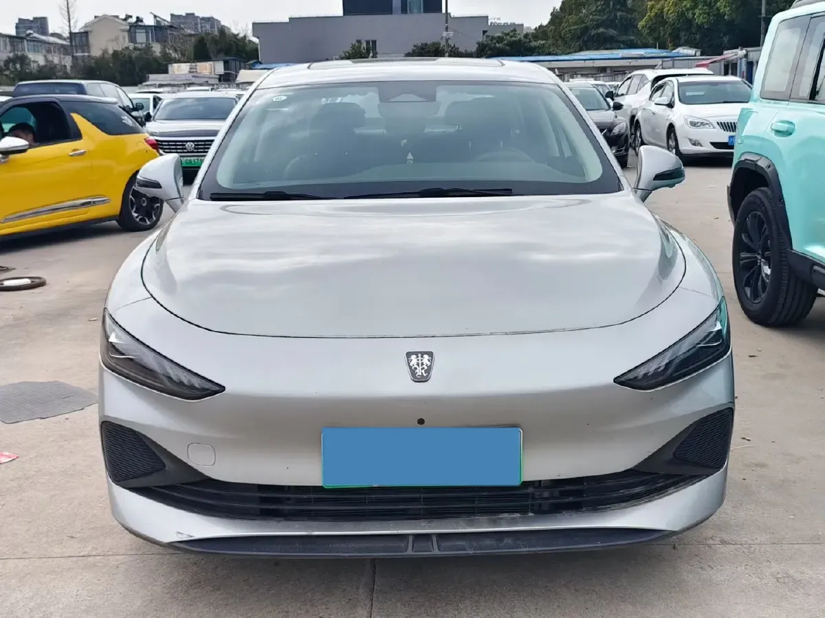 2023 Roewe D7 1.5L 112HP L4 1DHT PHEV 21.4KWH,autocango,china used car exporter,china ev exporter,chinese used car exporter,chinese used ev exporter