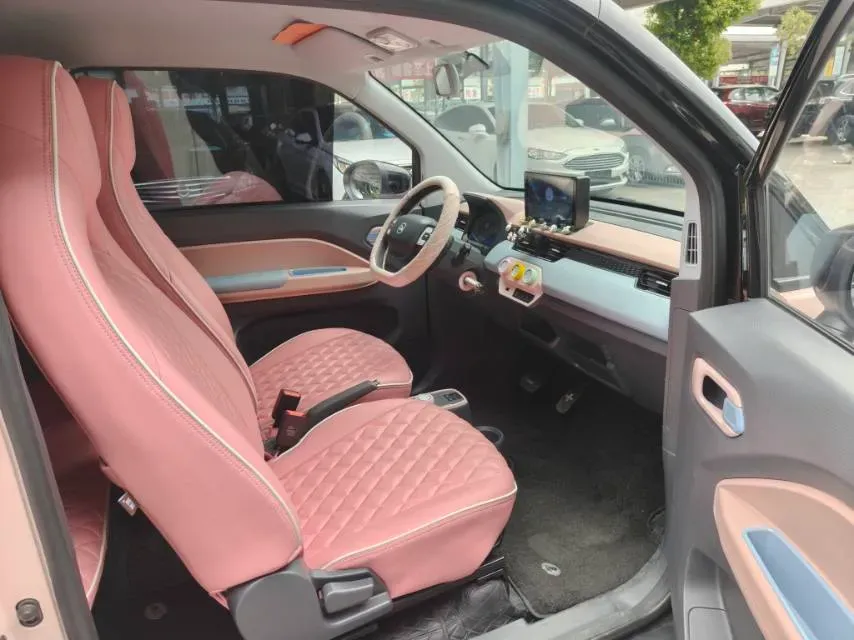 2025 Chery QQ Ice Cream BEV 13.98KWH,autocango,china used car exporter,china ev exporter,chinese used car exporter,chinese used ev exporter