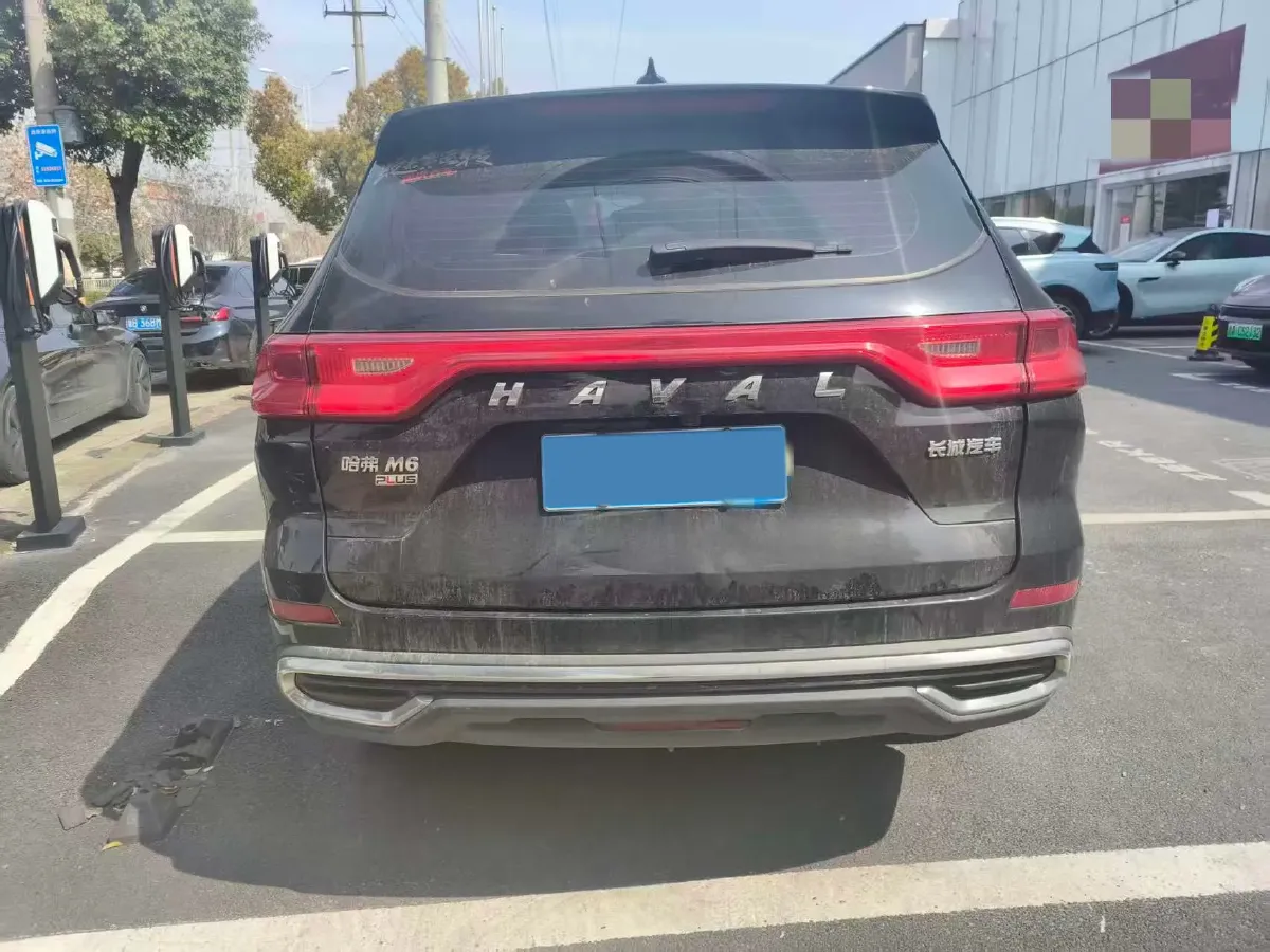 2021 Haval M6 1.5T 150HP L4 7DCT,autocango,china used car exporter,china ev exporter,chinese used car exporter,chinese used ev exporter