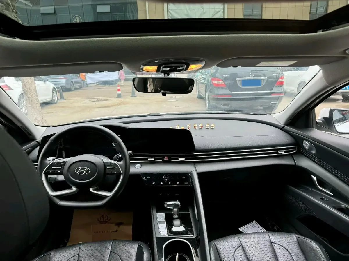 2022 Hyundai Elantra 1.5L 115HP L4 CVT,autocango,china used car exporter,china ev exporter,chinese used car exporter,chinese used ev exporter