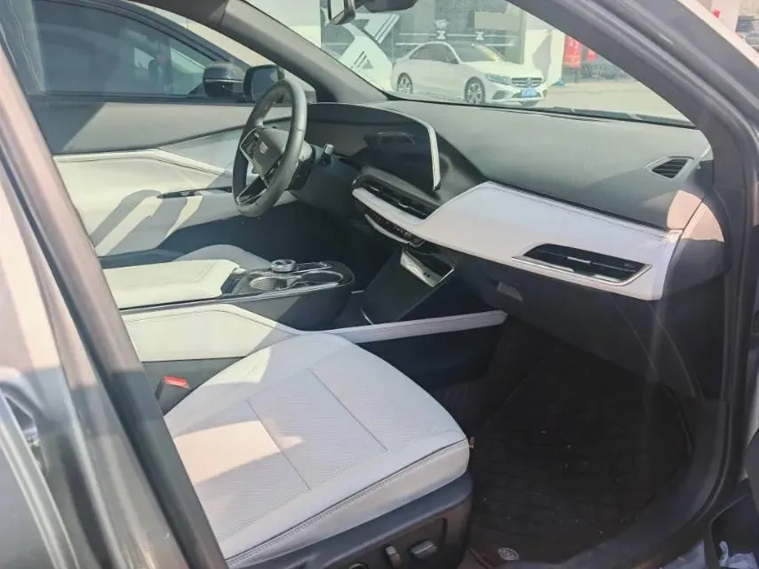 2023 Cadillac GT4 1.5T 211HP L4 9AT,autocango,china used car exporter,china ev exporter,chinese used car exporter,chinese used ev exporter