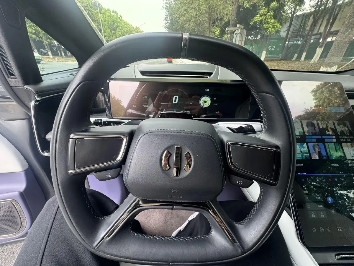 2021 HiPhi X BEV 97KWH,autocango,china used car exporter,china ev exporter,chinese used car exporter,chinese used ev exporter