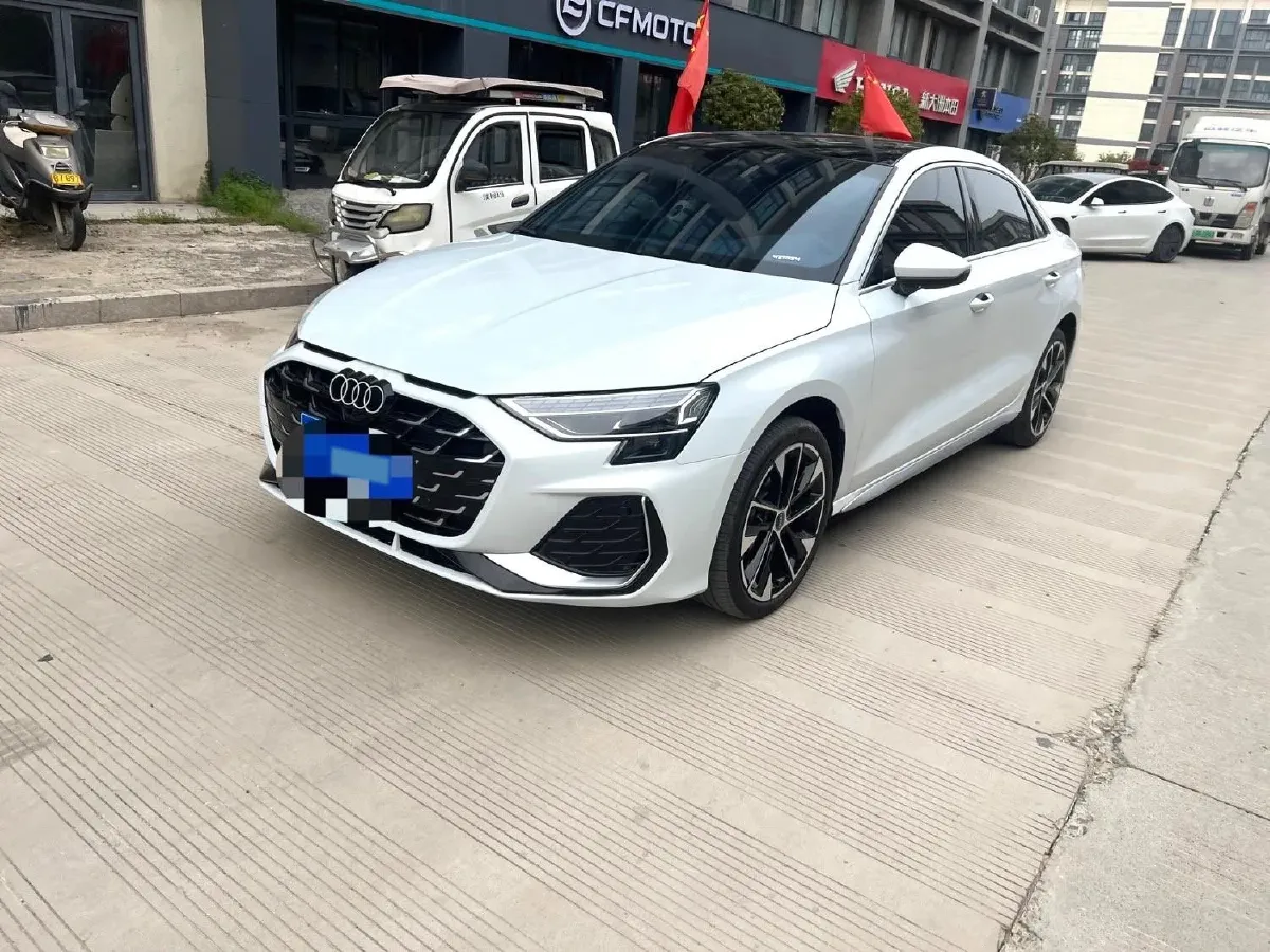 2025 Audi A3 1.5T 160HP L4 7DCT,autocango,china used car exporter,china ev exporter,chinese used car exporter,chinese used ev exporter