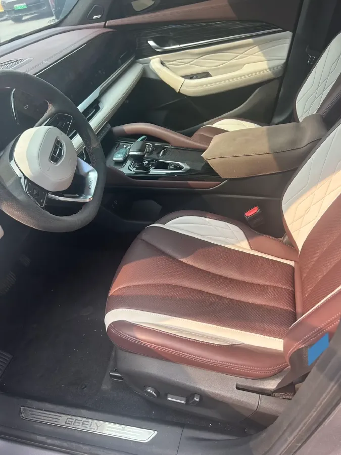 2021 Geely Monjaro 2.0T 218HP L4 7DCT,autocango,china used car exporter,china ev exporter,chinese used car exporter,chinese used ev exporter