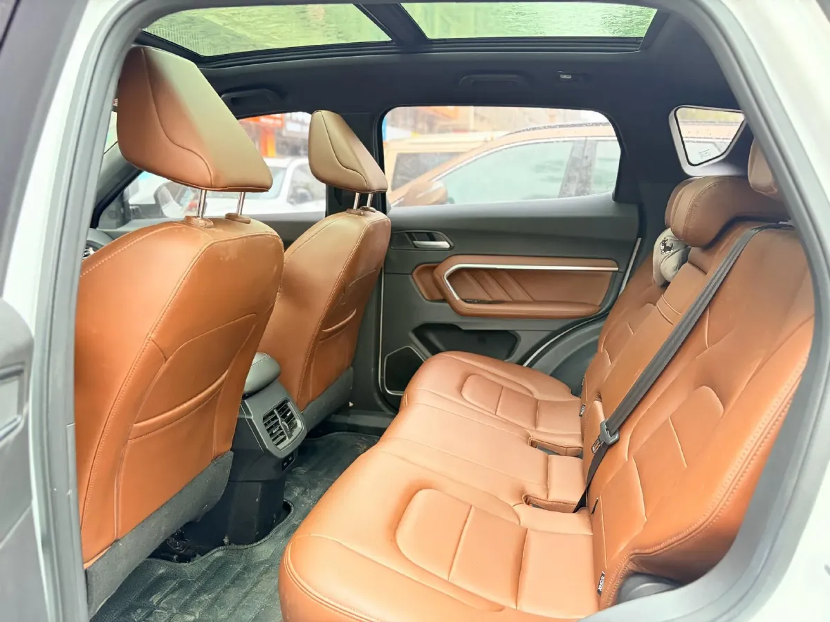 2018 Haval H6 1.5T 169HP L4 7DCT,autocango,china used car exporter,china ev exporter,chinese used car exporter,chinese used ev exporter