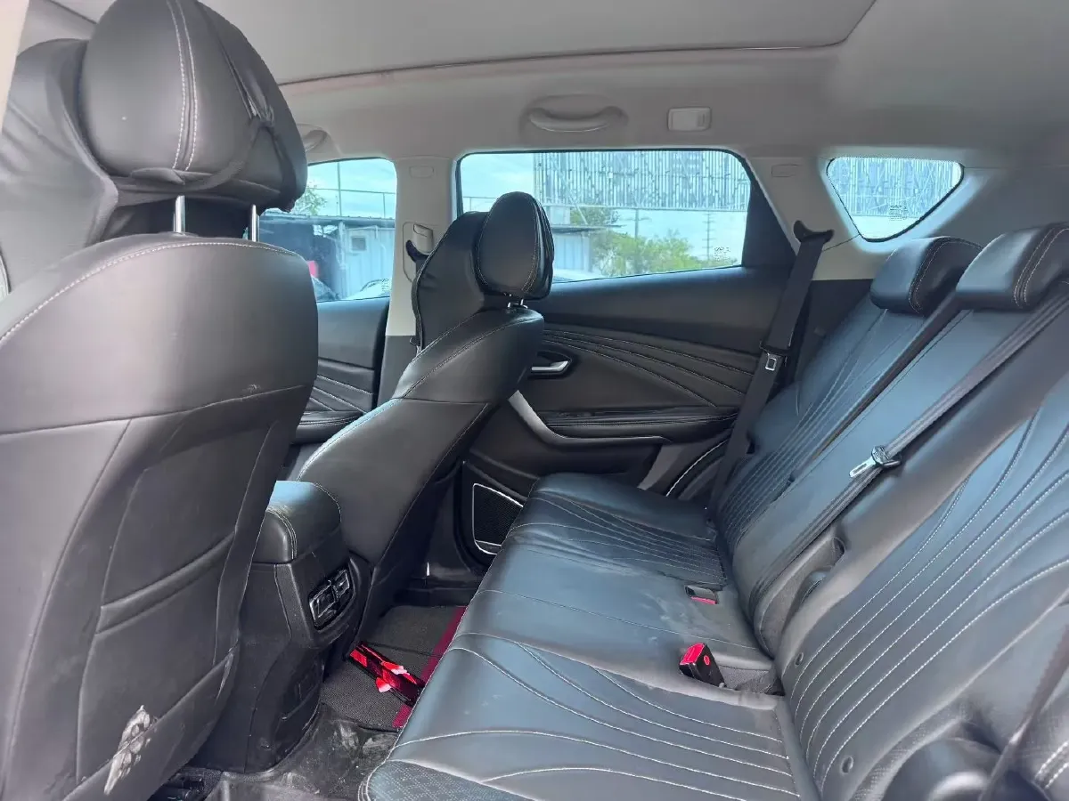 2021 Jetour X70M 1.5T 156HP L4 6DCT,autocango,china used car exporter,china ev exporter,chinese used car exporter,chinese used ev exporter