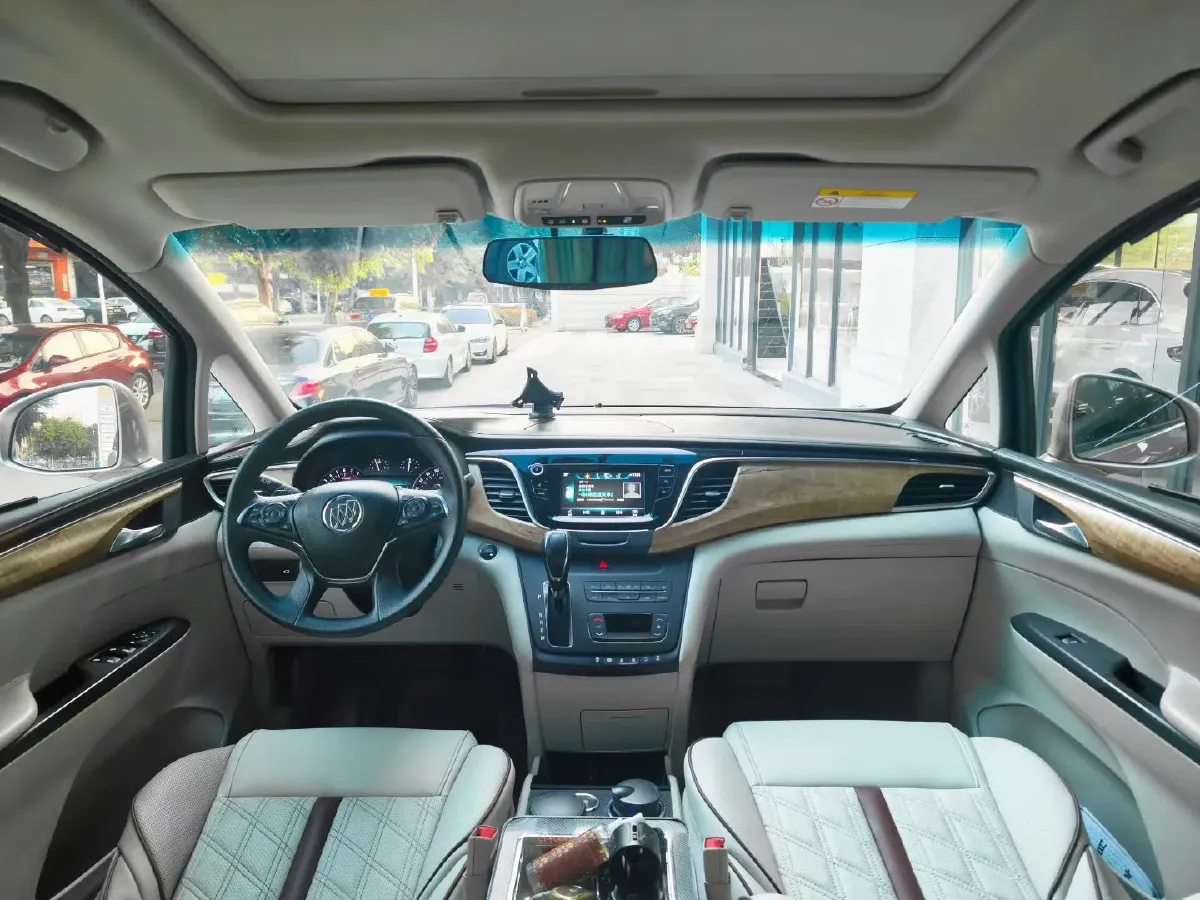 2020 Buick GL8 2.0T 237HP L4 9AT,autocango,china used car exporter,china ev exporter,chinese used car exporter,chinese used ev exporter