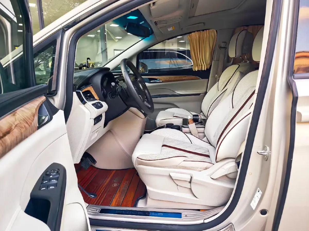 2020 Buick GL8 2.0T 237HP L4 9AT,autocango,china used car exporter,china ev exporter,chinese used car exporter,chinese used ev exporter