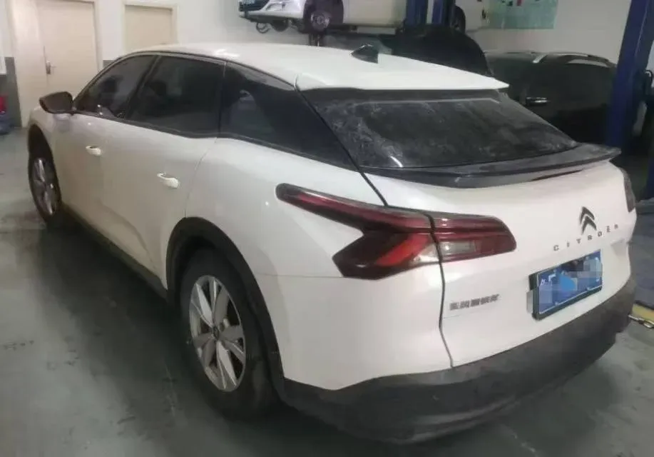 2023 Citroen C5 X 1.6T 175HP L4 8AT,autocango,china used car exporter,china ev exporter,chinese used car exporter,chinese used ev exporter