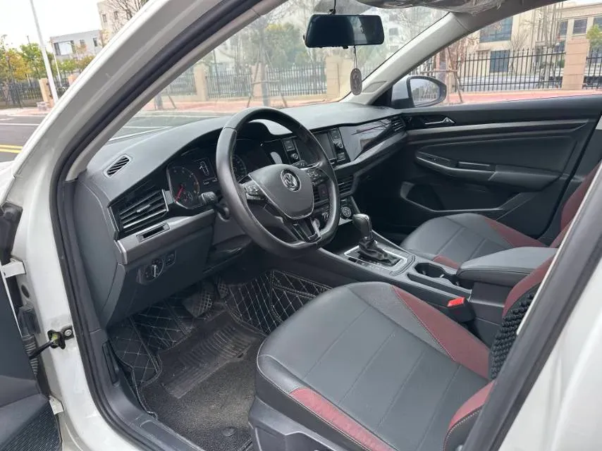 2020 Volkswagen Bora 1.5L 113HP L4 6AT,autocango,china used car exporter,china ev exporter,chinese used car exporter,chinese used ev exporter