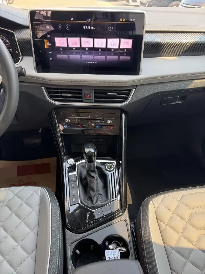 2022 Volkswagen Tayron 1.4T 150HP L4 7DCT,autocango,china used car exporter,china ev exporter,chinese used car exporter,chinese used ev exporter