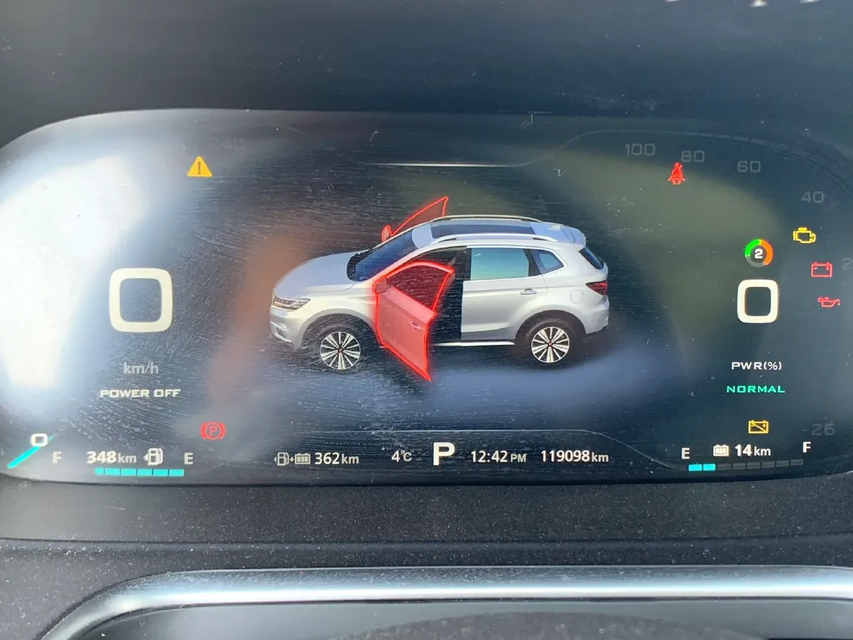 2017 Roewe RX5 1.5T 169HP L4 2AT PHEV 12KWH,autocango,china used car exporter,china ev exporter,chinese used car exporter,chinese used ev exporter