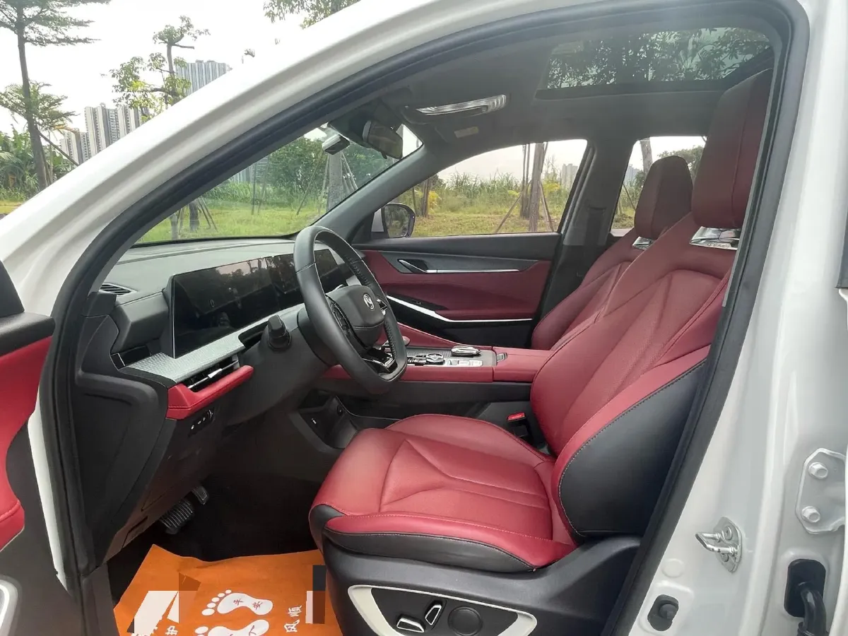 2022 ChangAn CS75 Plus 1.5T 178HP L4 6AT,autocango,china used car exporter,china ev exporter,chinese used car exporter,chinese used ev exporter