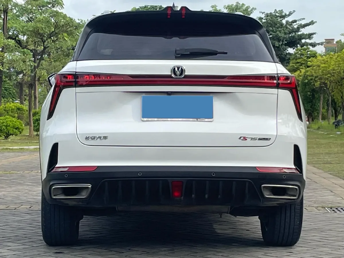 2022 ChangAn CS75 Plus 1.5T 178HP L4 6AT,autocango,china used car exporter,china ev exporter,chinese used car exporter,chinese used ev exporter