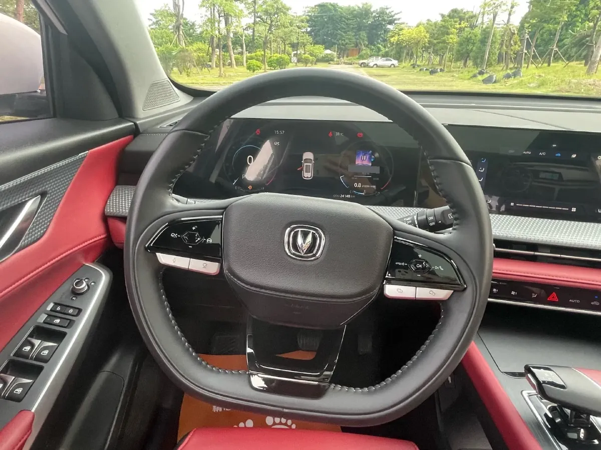 2022 ChangAn CS75 Plus 1.5T 178HP L4 6AT,autocango,china used car exporter,china ev exporter,chinese used car exporter,chinese used ev exporter