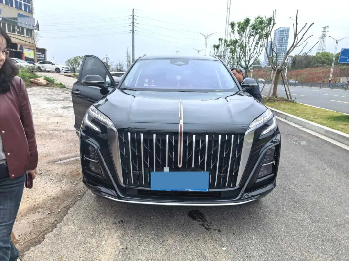 2023 HongQi HS3 1.5T 169HP L4 7DCT,autocango,china used car exporter,china ev exporter,chinese used car exporter,chinese used ev exporter