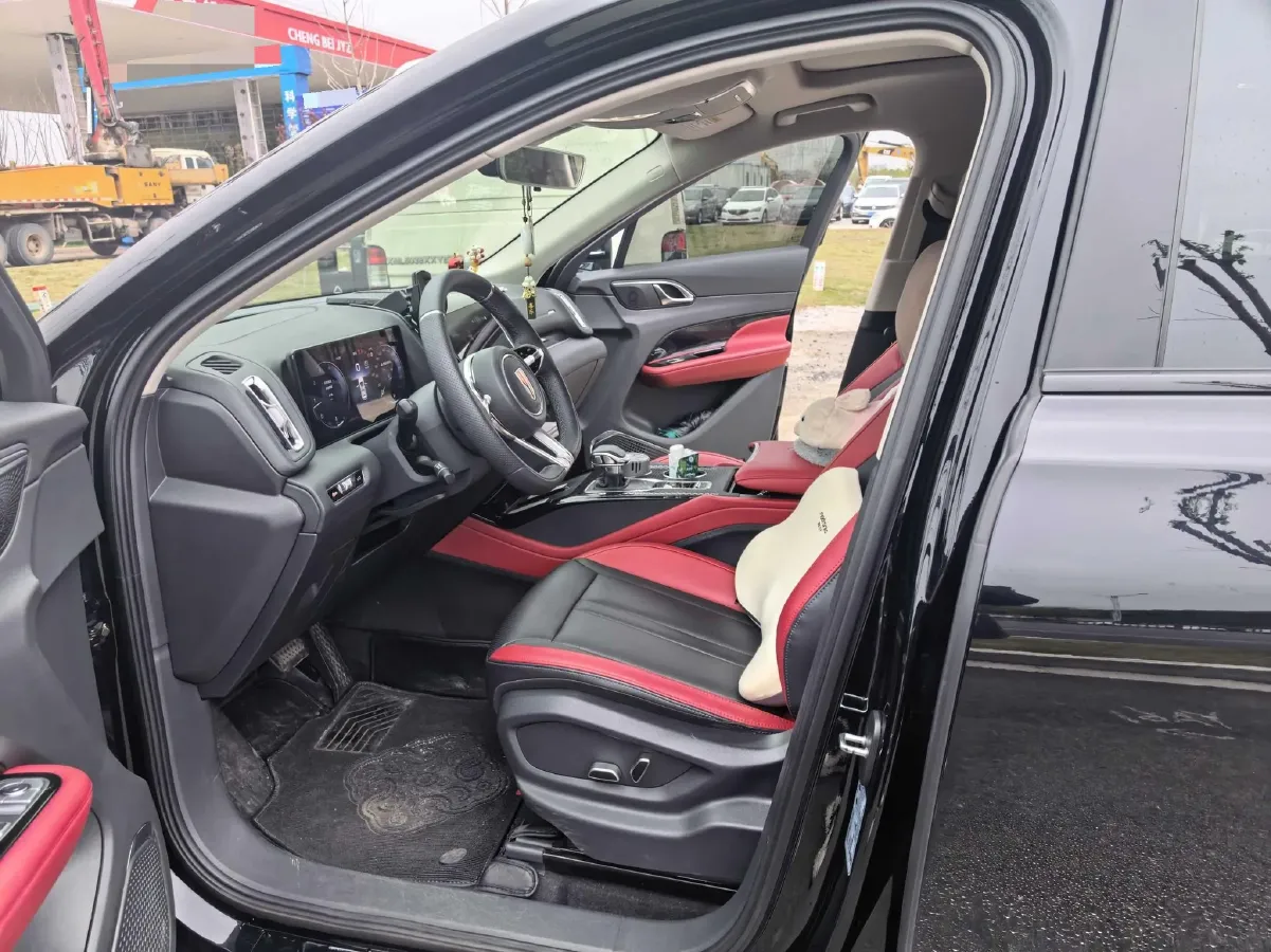 2023 HongQi HS3 1.5T 169HP L4 7DCT,autocango,china used car exporter,china ev exporter,chinese used car exporter,chinese used ev exporter