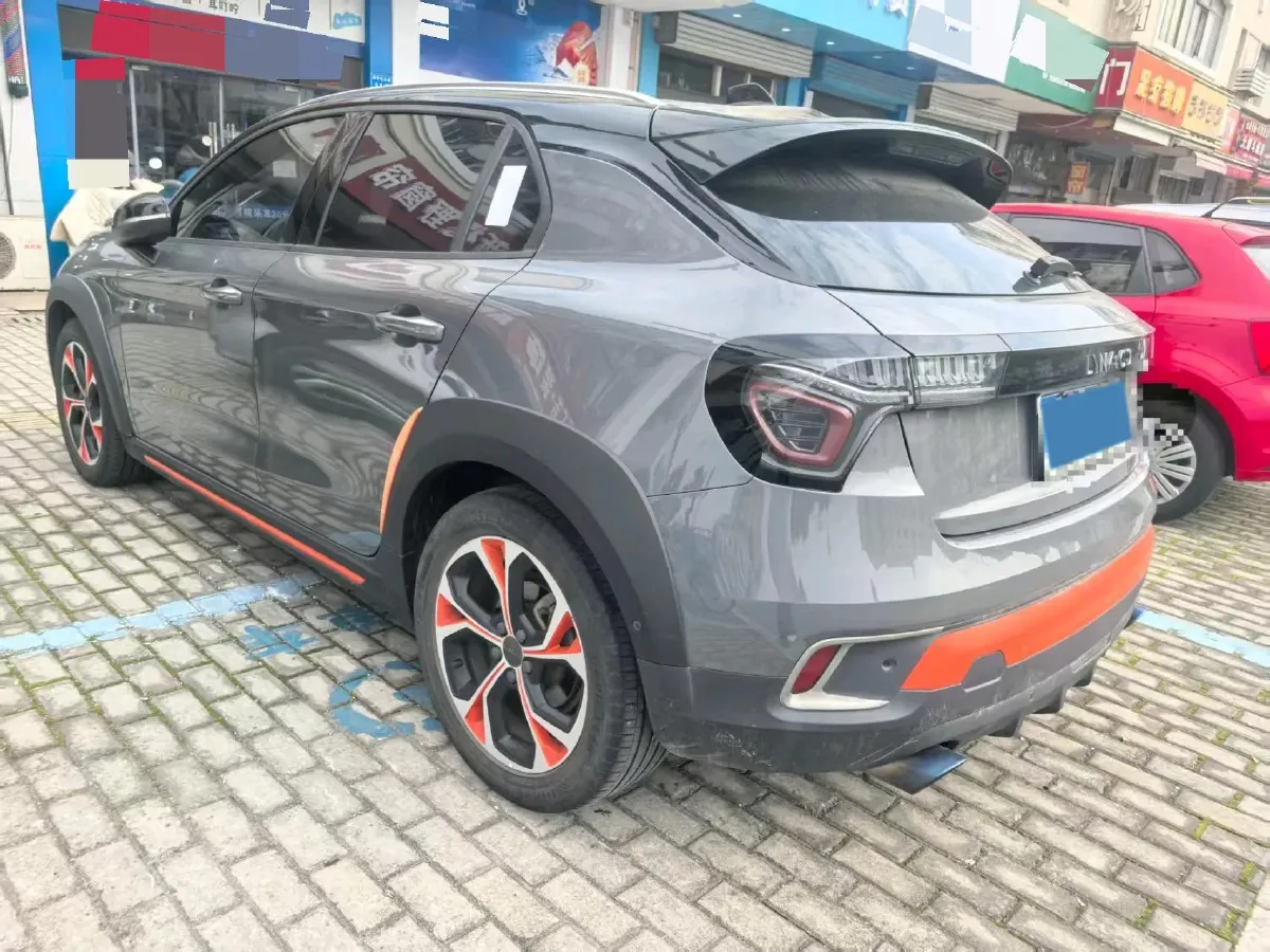 2018 Toyota C-HR 2.0L 171HP L4 CVT,autocango,china used car exporter,china ev exporter,chinese used car exporter,chinese used ev exporter