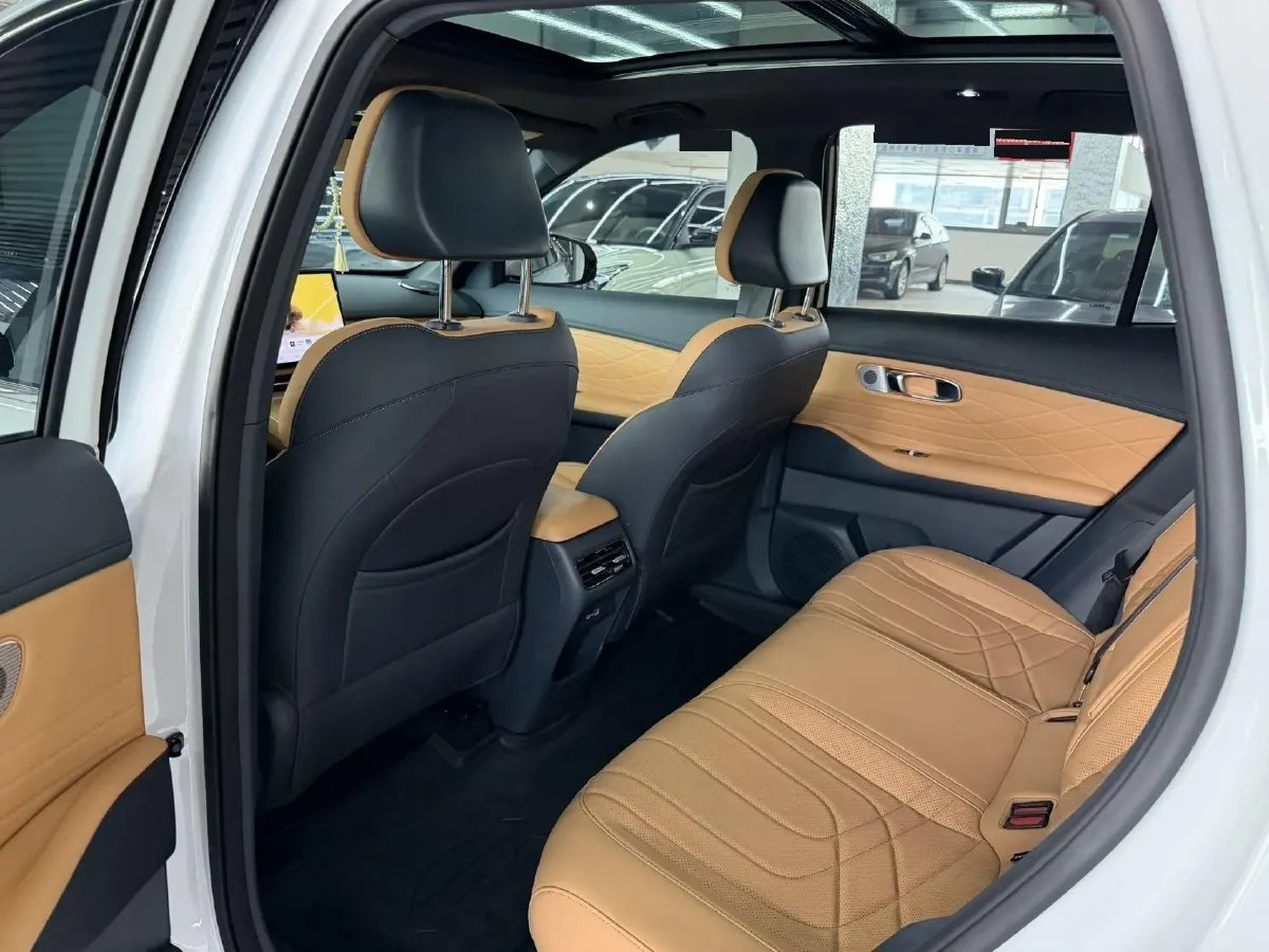 2025 BYD Sea Lion 05 DM-i 1.5L 101HP L4 E-CVT PHEV 18.3KWH,autocango,china used car exporter,china ev exporter,chinese used car exporter,chinese used ev exporter