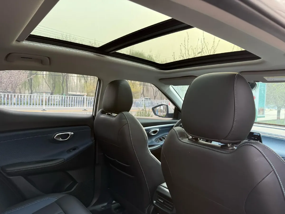 2023 GAC Trumpchi GS3 1.5T 177HP L4 7DCT,autocango,china used car exporter,china ev exporter,chinese used car exporter,chinese used ev exporter