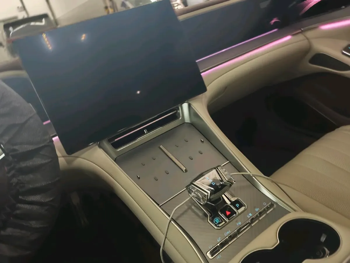 2024 Denza DenzaZ9GT 2.0T 207HP L4 E-CVT PHEV 38.5KWH,autocango,china used car exporter,china ev exporter,chinese used car exporter,chinese used ev exporter