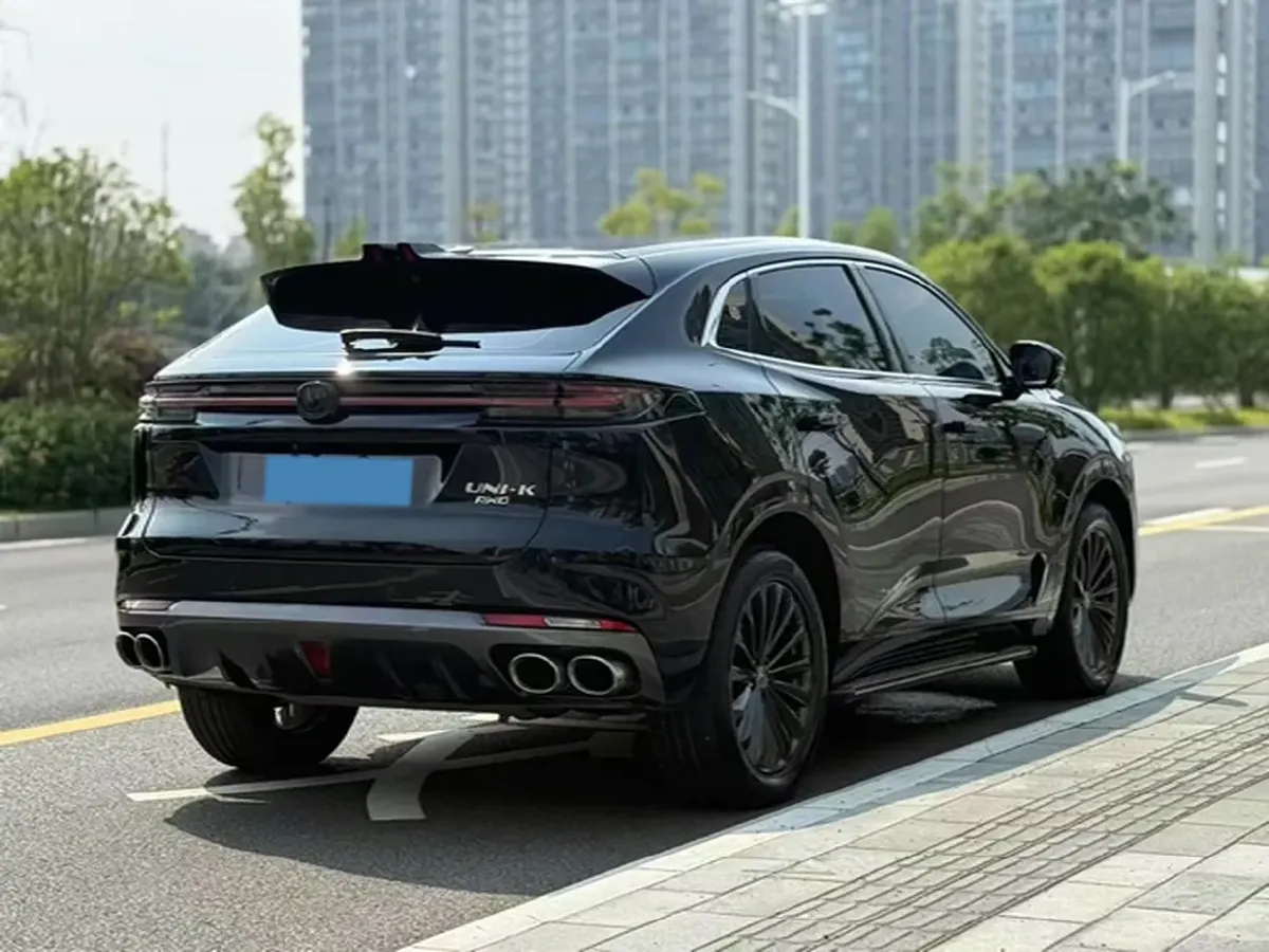 2021 ChangAn UNI-K 2.0T 233HP L4 8AT,autocango,china used car exporter,china ev exporter,chinese used car exporter,chinese used ev exporter