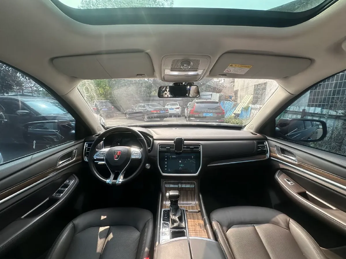 2018 Roewe RX5 2.0T 220HP L4 6DCT,autocango,china used car exporter,china ev exporter,chinese used car exporter,chinese used ev exporter