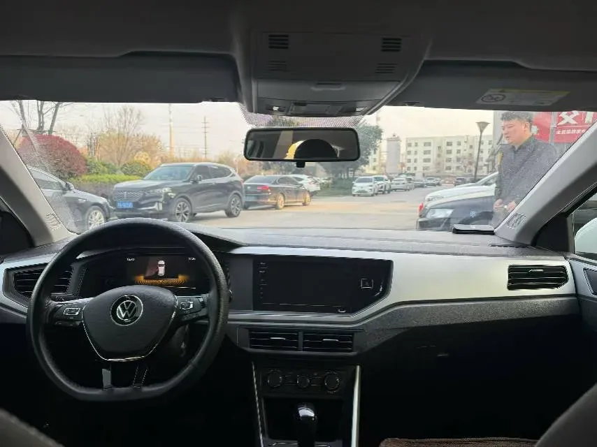 2023 Volkswagen Polo 1.5L 110HP L4 6AT,autocango,china used car exporter,china ev exporter,chinese used car exporter,chinese used ev exporter