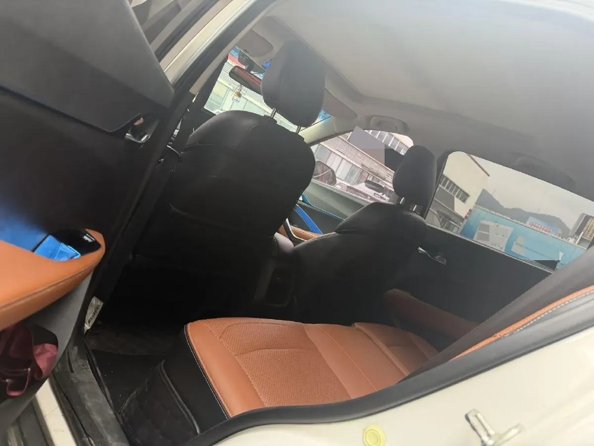 2017 HaiMa S5 Young Edition 1.6L 122HP L4 5MT,autocango,china used car exporter,china ev exporter,chinese used car exporter,chinese used ev exporter