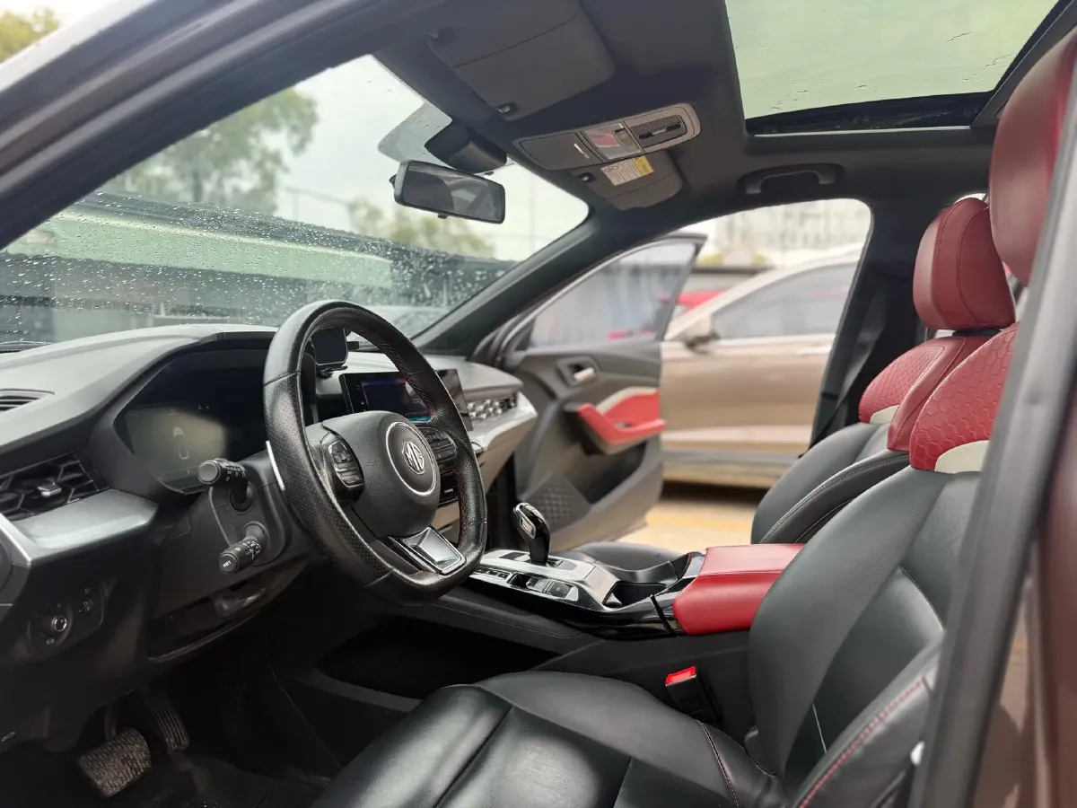 2022 MG 5 1.5T 173HP L4 7DCT,autocango,china used car exporter,china ev exporter,chinese used car exporter,chinese used ev exporter