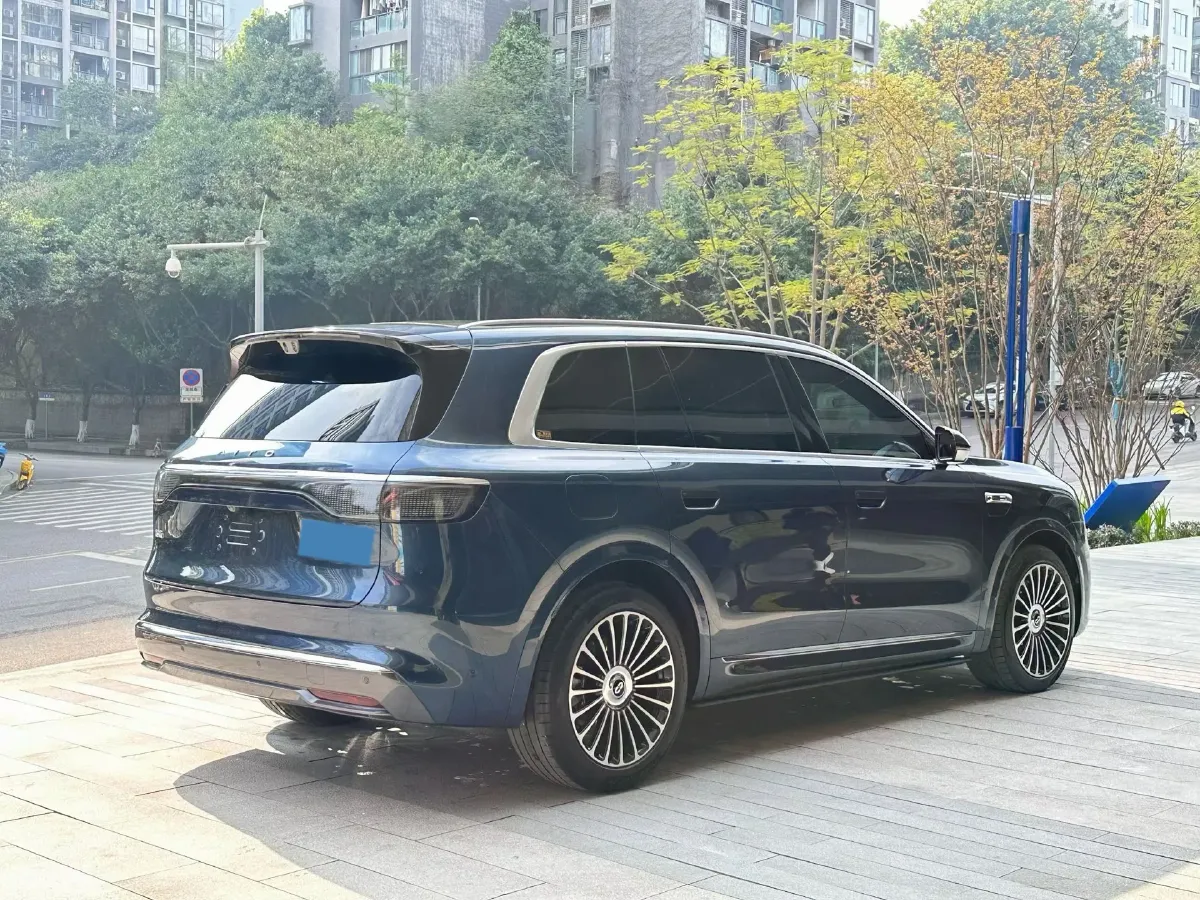 2025 AITO AITO M8 REEV 160HP REEV 53.4KWH,autocango,china used car exporter,china ev exporter,chinese used car exporter,chinese used ev exporter