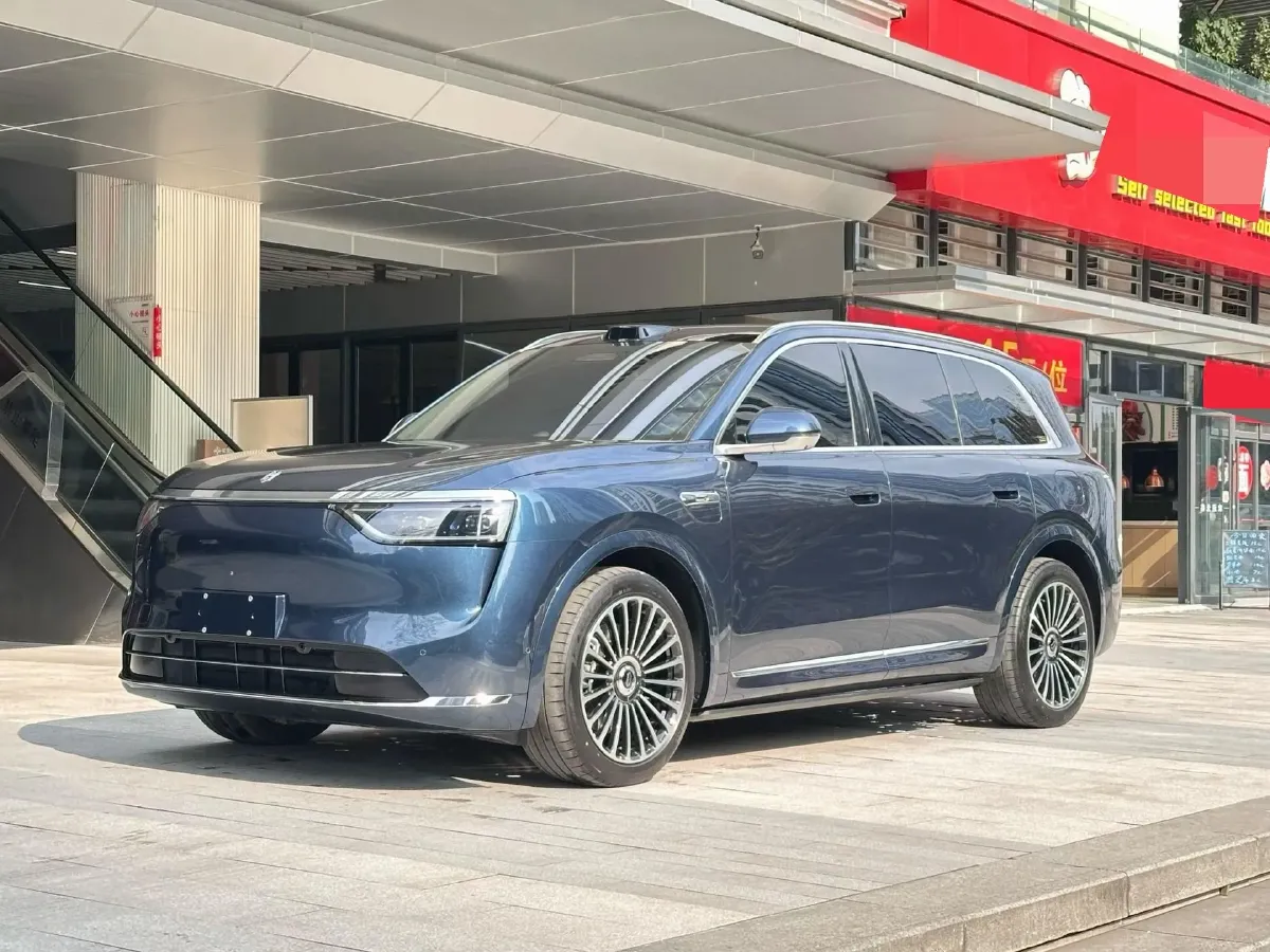 2025 AITO AITO M8 REEV 160HP REEV 53.4KWH,autocango,china used car exporter,china ev exporter,chinese used car exporter,chinese used ev exporter