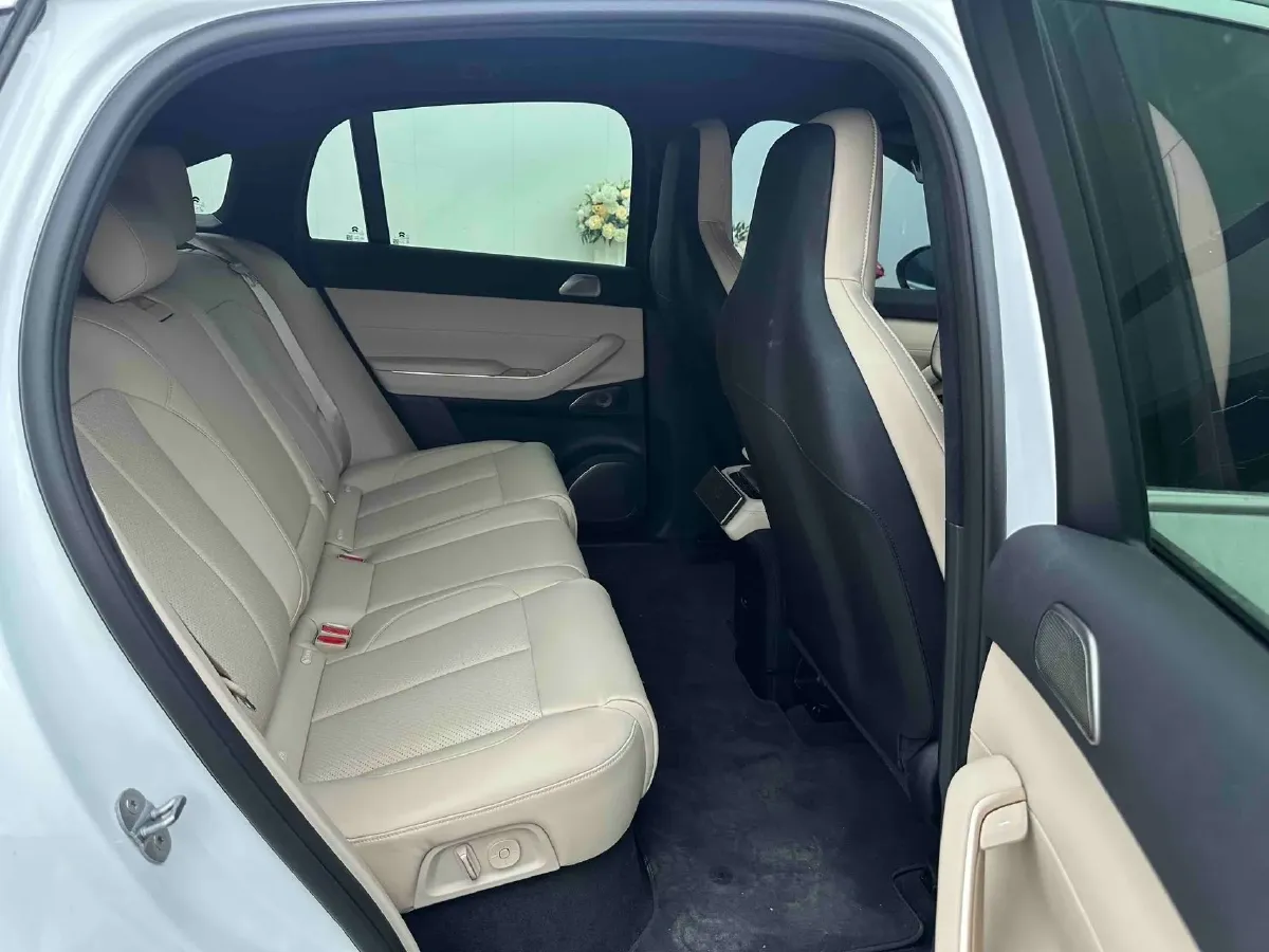 2024 NIO EC7 BEV 75KWH,autocango,china used car exporter,china ev exporter,chinese used car exporter,chinese used ev exporter