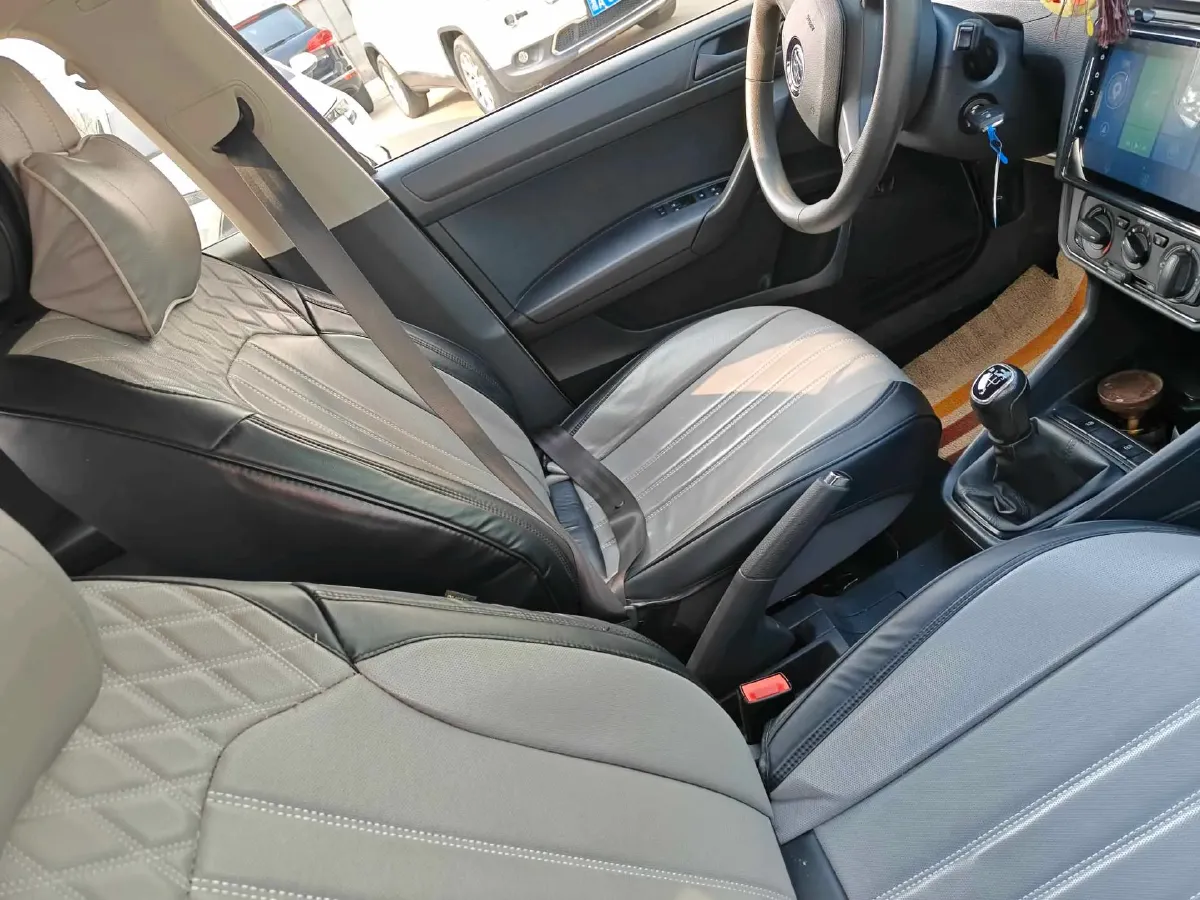 2020 Skoda Rapid 1.5L 112HP L4 5MT,autocango,china used car exporter,china ev exporter,chinese used car exporter,chinese used ev exporter