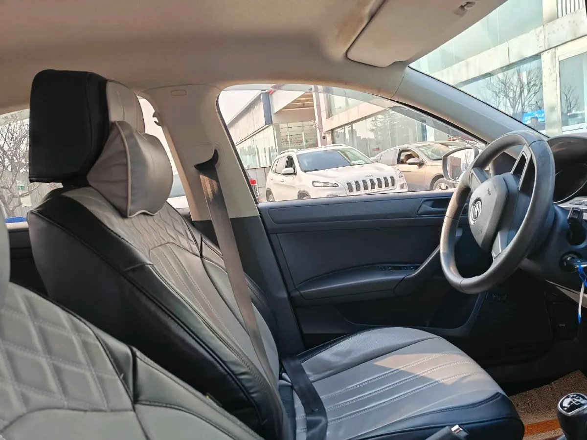 2020 Skoda Rapid 1.5L 112HP L4 5MT,autocango,china used car exporter,china ev exporter,chinese used car exporter,chinese used ev exporter