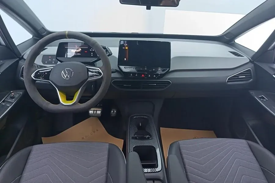 2023 Volkswagen ID.3 BEV 52.8KWH,autocango,china used car exporter,china ev exporter,chinese used car exporter,chinese used ev exporter